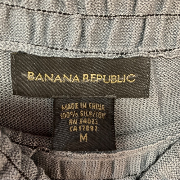 Banana Republic Blue Smock Neck Silk Sweater M - Picture 3 of 5